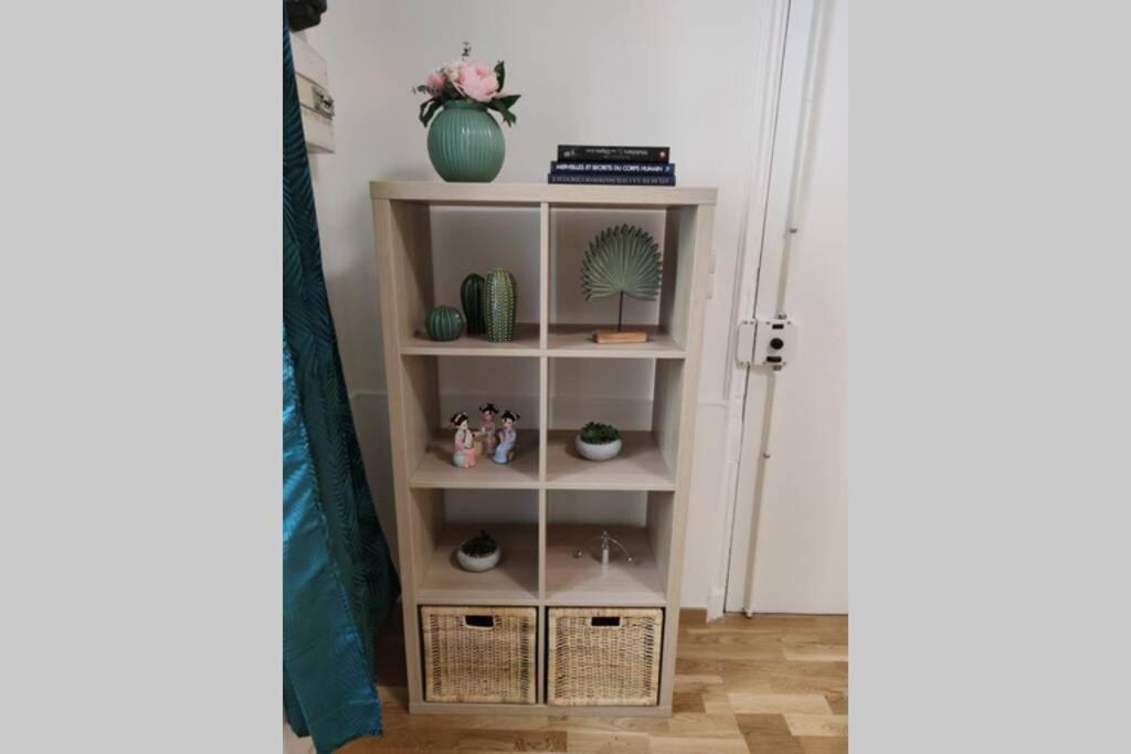 Appartement Joli T2 proche Vieux-port, Terrasses du port et Metro Joliette à Marseille Extérieur photo