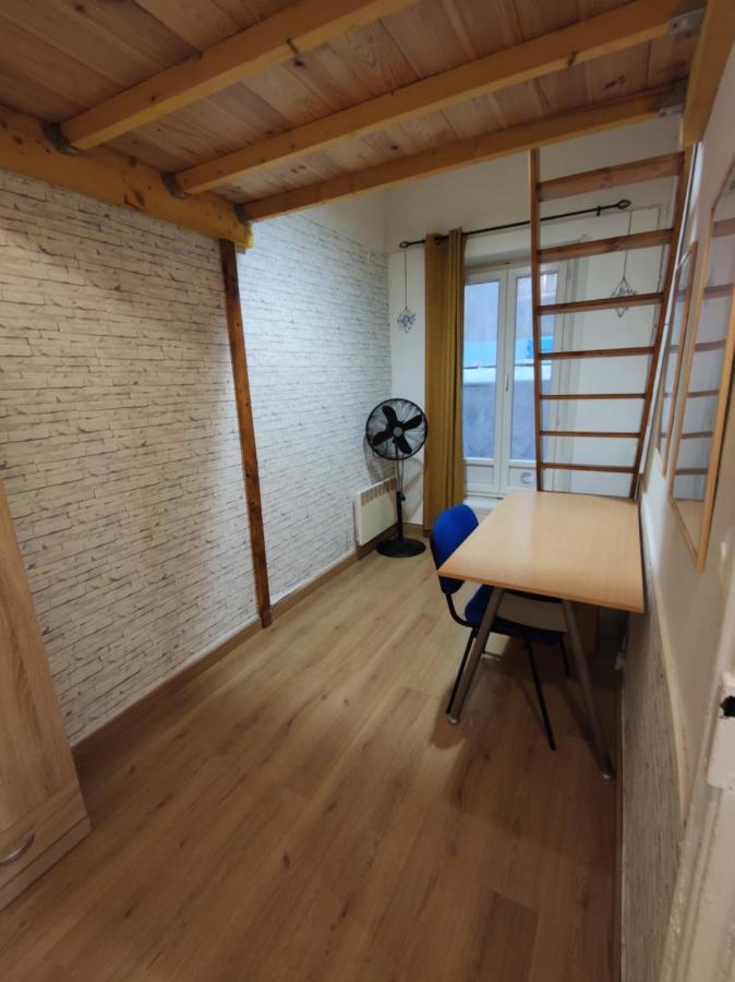 Appartement Joli T2 proche Vieux-port, Terrasses du port et Metro Joliette à Marseille Extérieur photo
